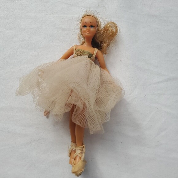 Flagg Doll Vintage Original Outfit 7" Bendable Poseable Ballet Dancer In Dress - Picture 1 of 8